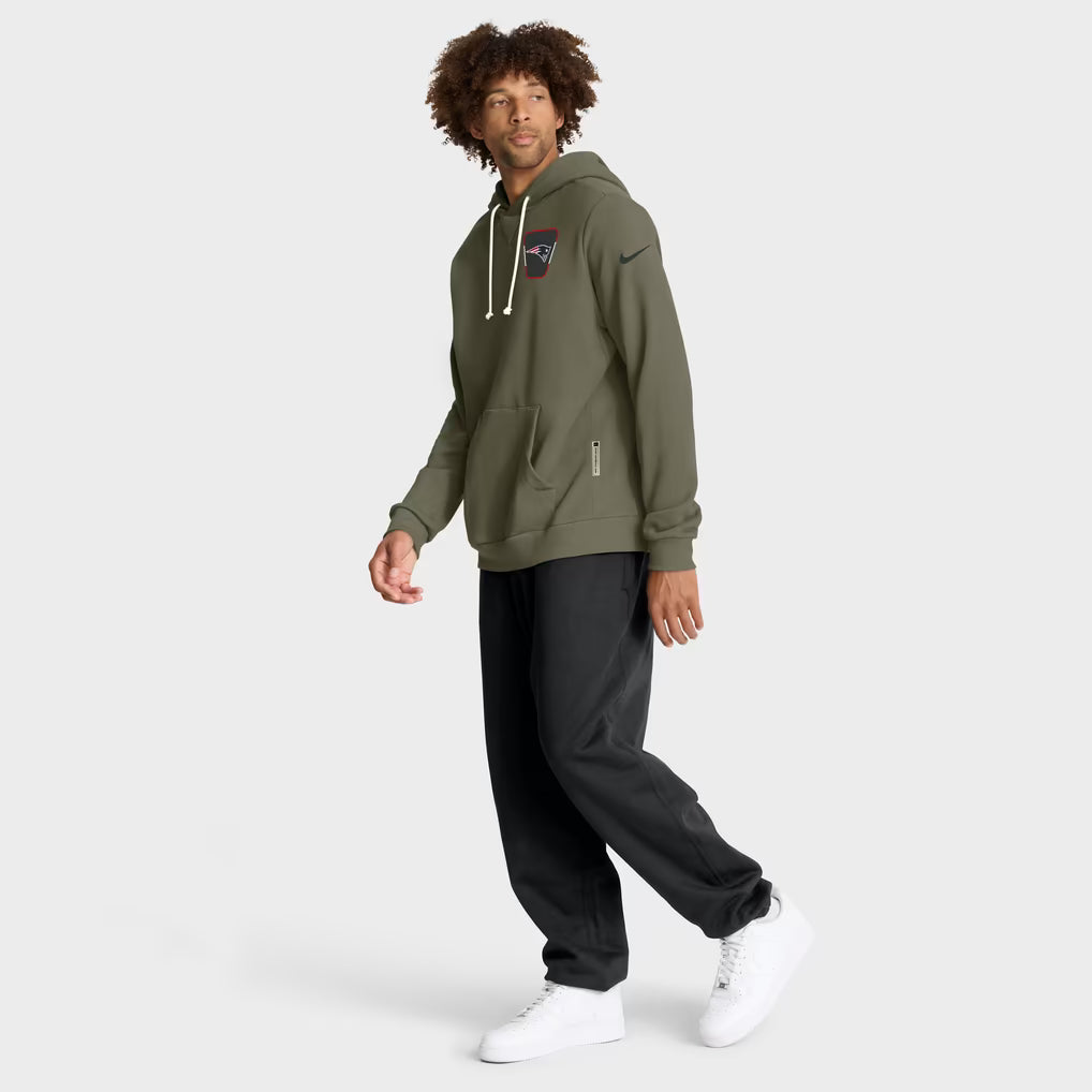New England Patriots 2025 Salute to Service Hoodie